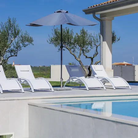 Civitan By Interhome Brtonigla