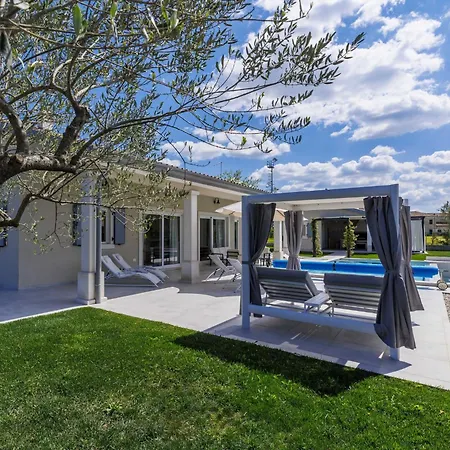 Civitan By Interhome * ברטוניגלה