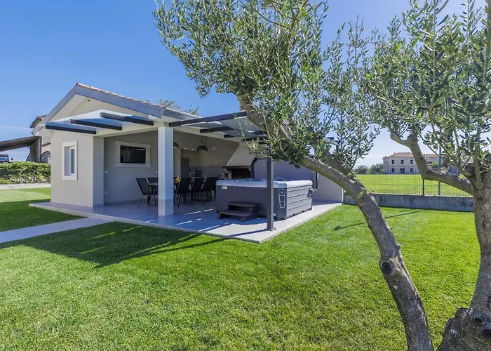 Civitan By Interhome Brtonigla